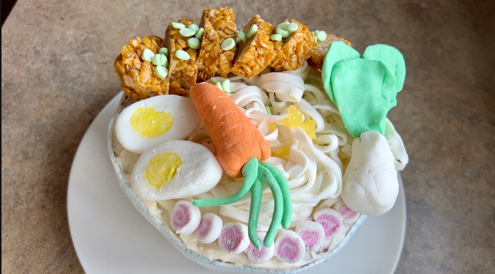 The completed ramen cake